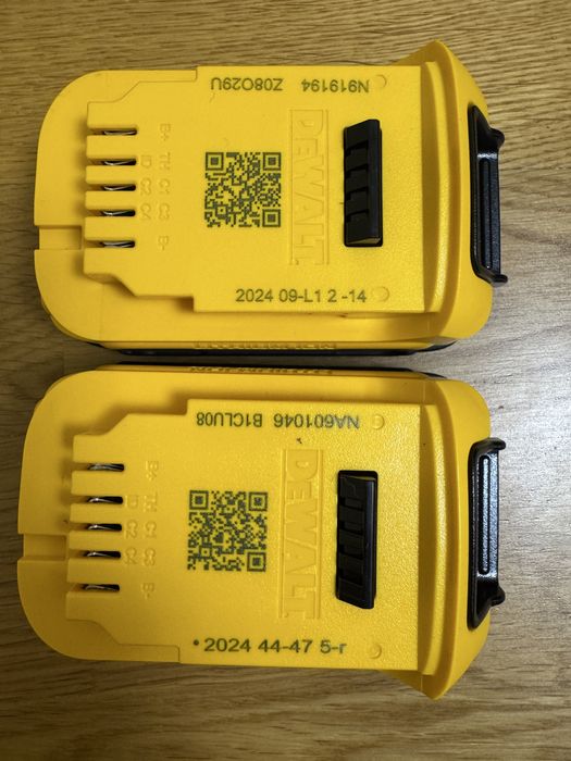 Акумулятор батарея dewalt powerstack dcbp034