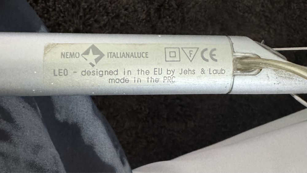 Candeeiro de parede em aluminio