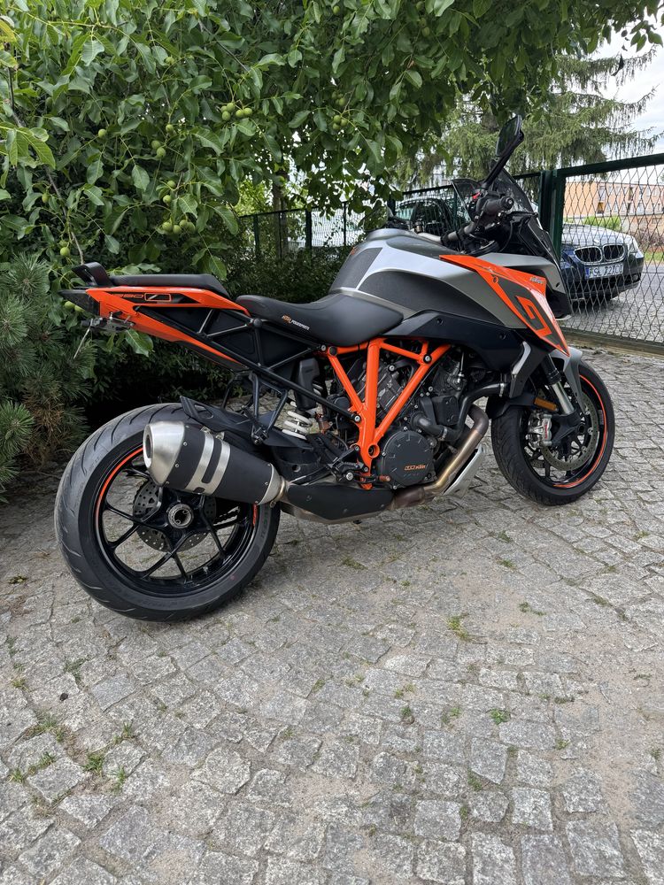 KTM Super Duke 1290 GT