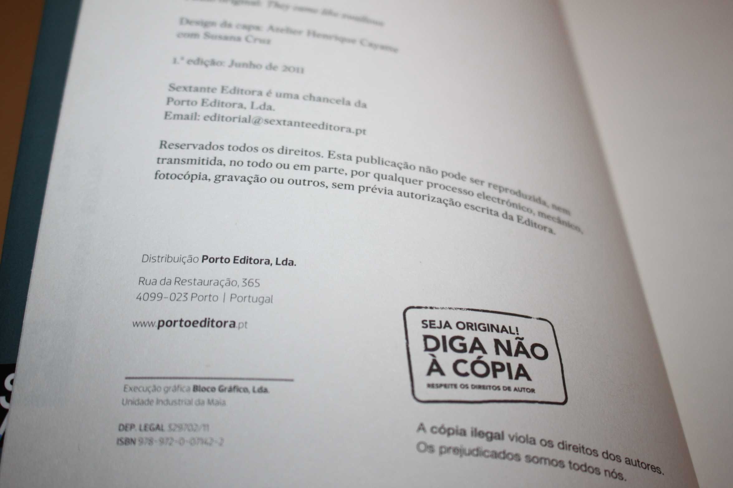 ' Vieram Como Andorinhas // William Maxwell