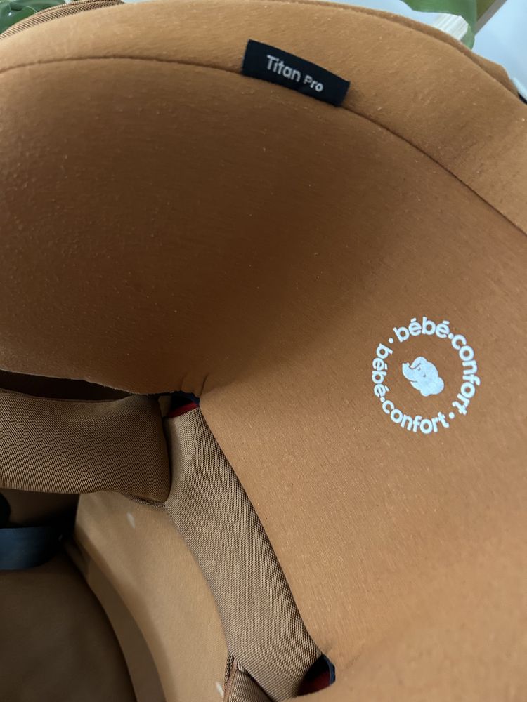 Cadeira Maxi Cosi Titan Pro Laranja