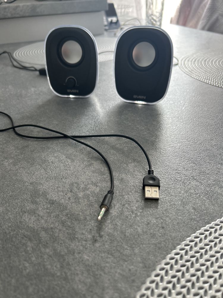 Zestaw głośników SVEN 330 RGB