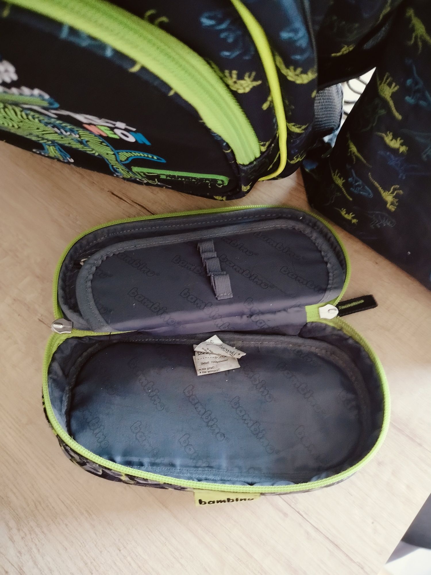 Sprzedam ZESTAW plecak szkolny Astrabag T-rex neon + piornik + worek
