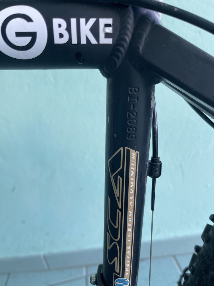 Bicicleta Mondraker roda 27’ “bom estado”