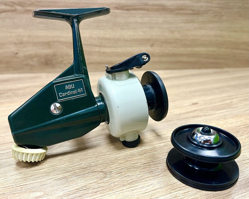 Stary klasyczny kolowrotek wedkarski ABU Cardinal 44 Super stan!