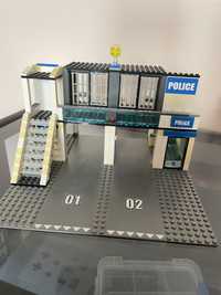 Лего поліцейський участок та пожежна частина