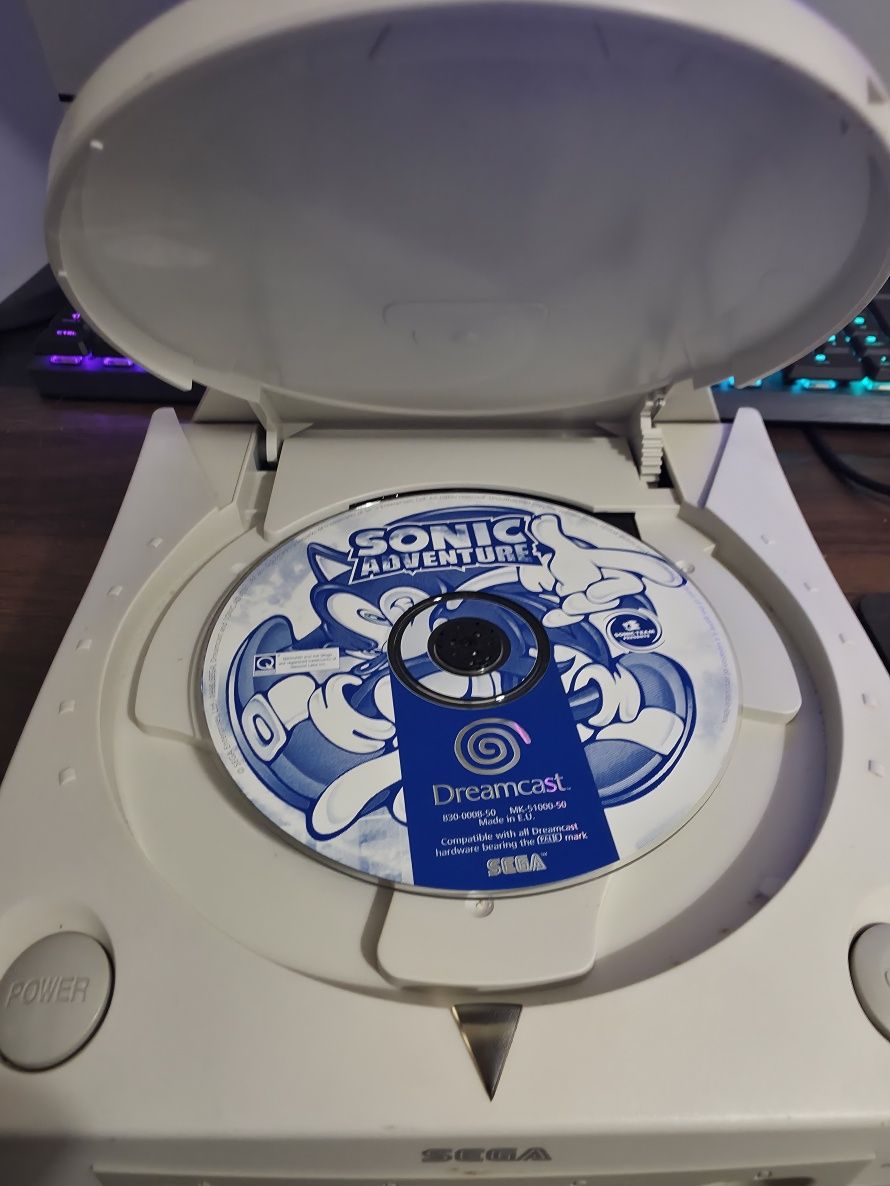 Sega Dreamcast (não lê cds)