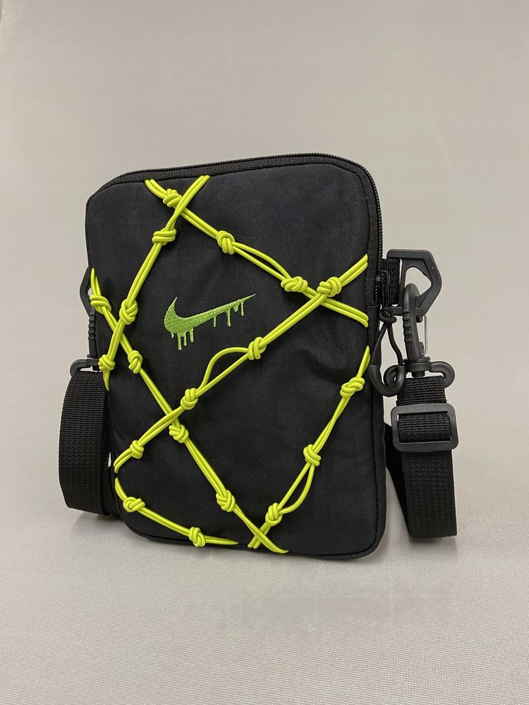 Сумка Nike Унісекс (Rezenu) месенджер через плече