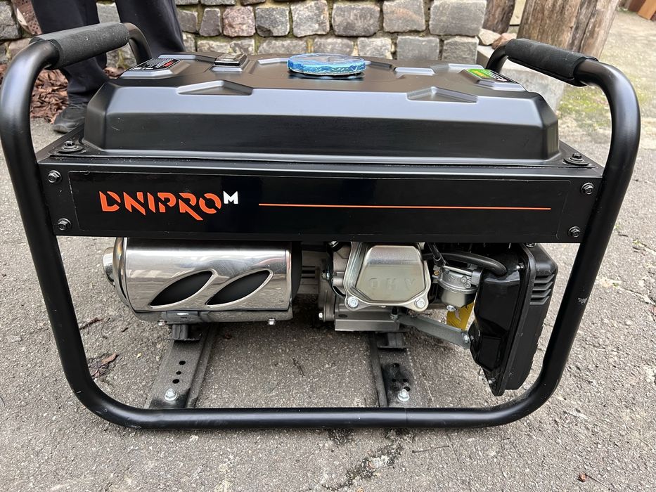 Генератор бензиновий Dnipro-M GX-30E