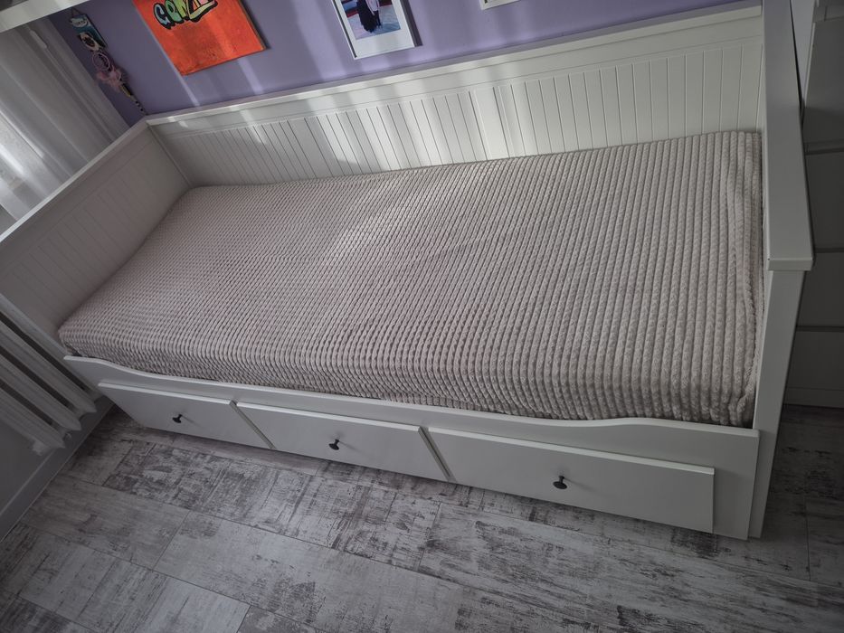 Leżanka Hemnes Ikea