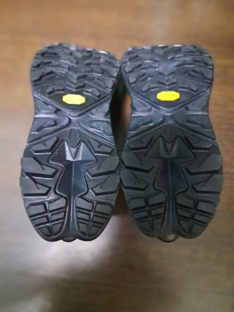 Кросівки Hoka Anacapa 2 Freedom. Р44. 28см