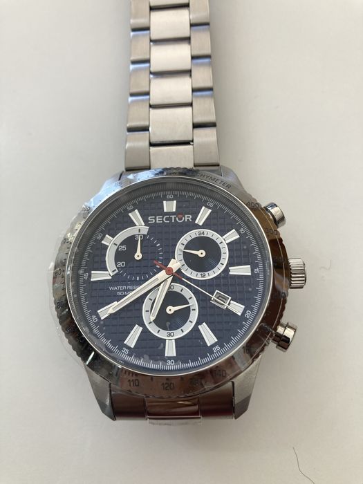 Relógios Sector (3) Timberland (1] Bórelli e Lorus (2).