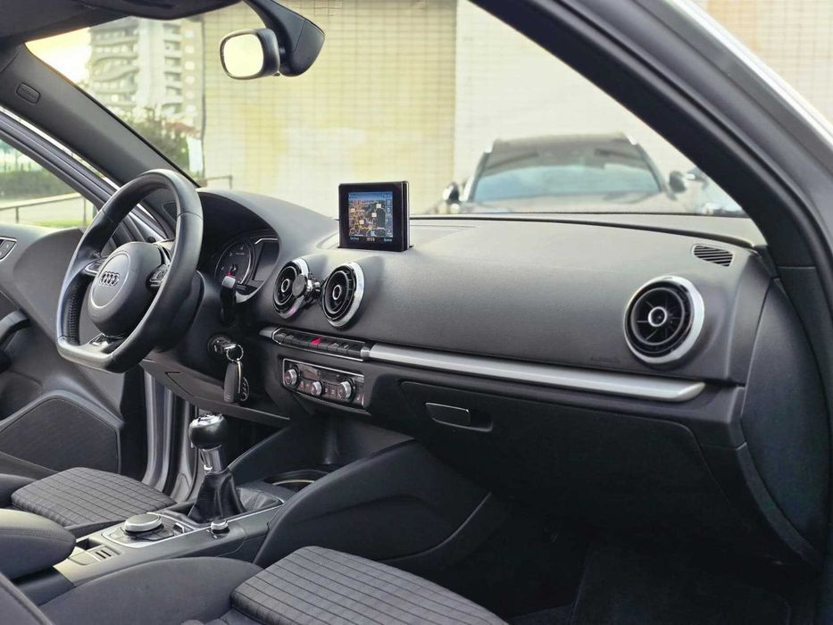 AUDI A3 S LINE PLUS 1.6TDI 110CV "LOOK RS3"