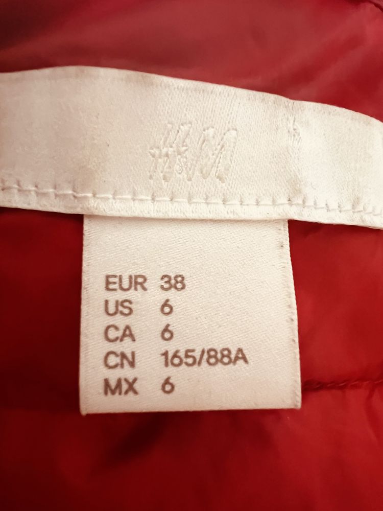 H&M czerwona kurtka puchowa lekka damska przejściowa