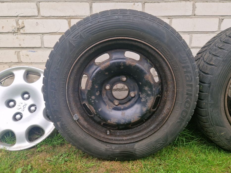 4x opony zimowe Hancock 185/65r15 na felgach stalowych 4x108