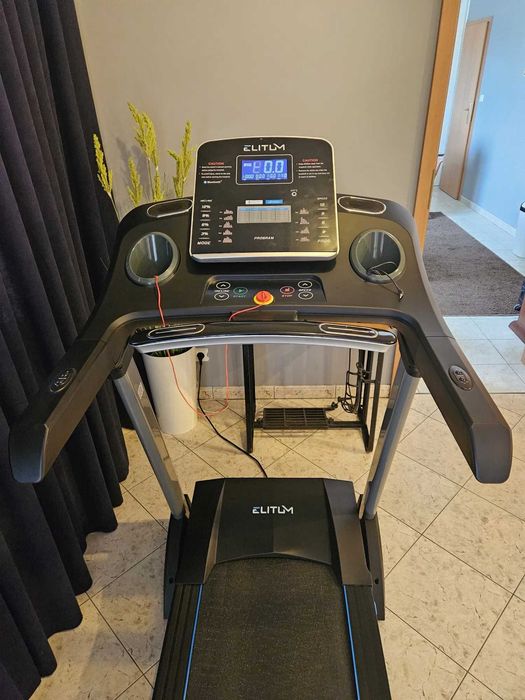 Bieżnia elektryczna Elitum TX700 do 150KG biegania chodzenia ćwiczeń