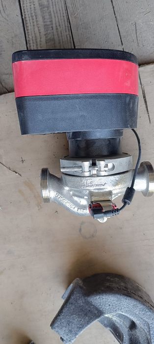 GRUNDFOS pompa obiegowa MAGNA3 32-120N PN10 180 mam 230 V