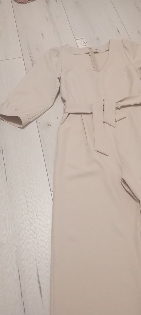 Kombinezon elegancki