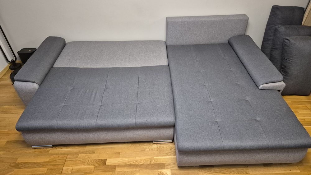 Narożnik z funkcją spania prawostronny