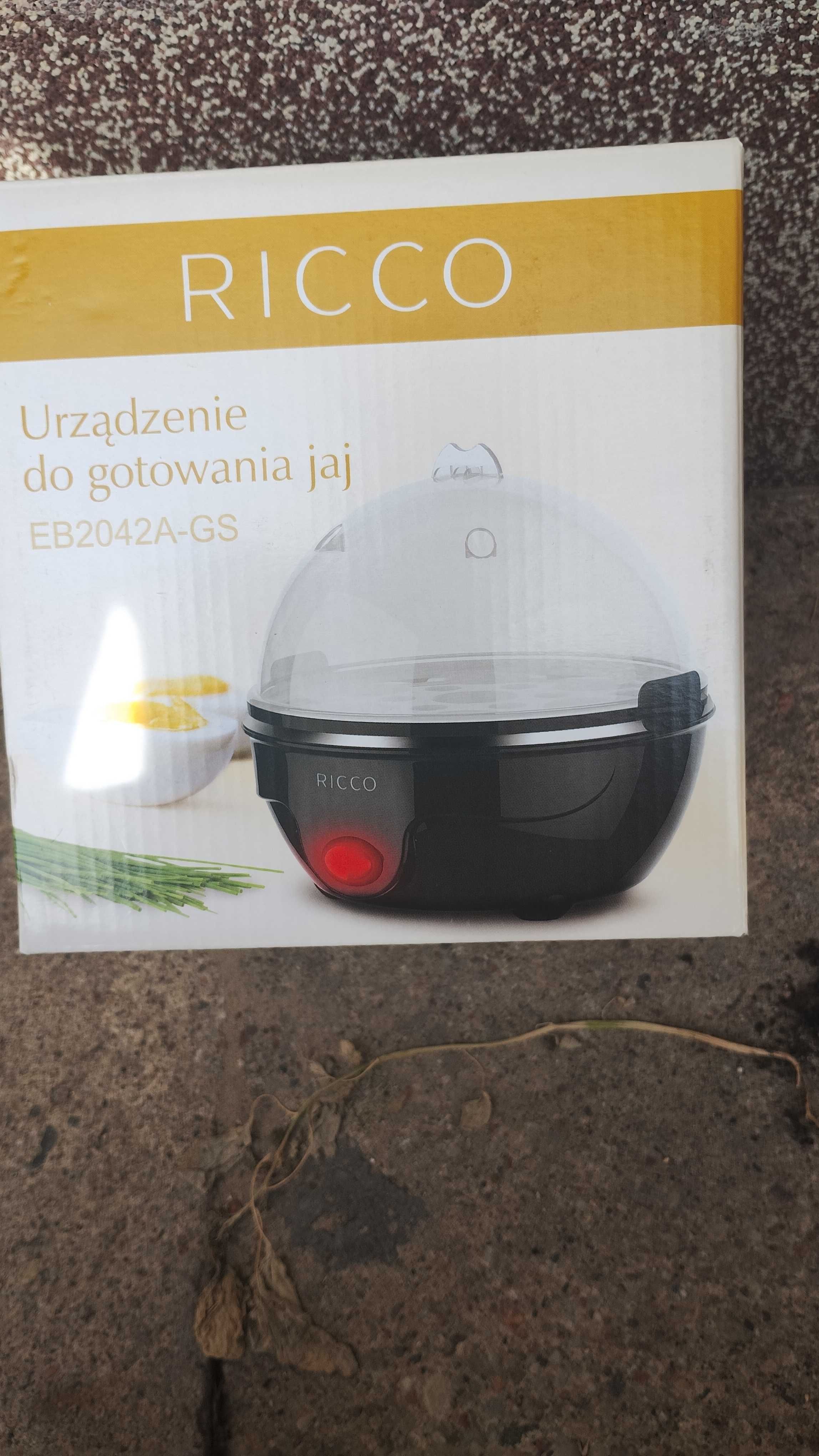 Jajowar do gotowania jajek.