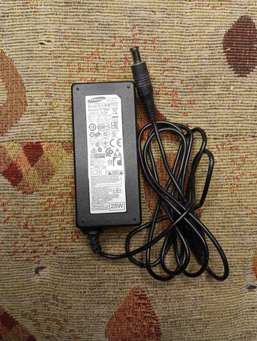 Блок живлення питания для монитора SAMSUNG 14V 1.786A (6.5×4.4mm)