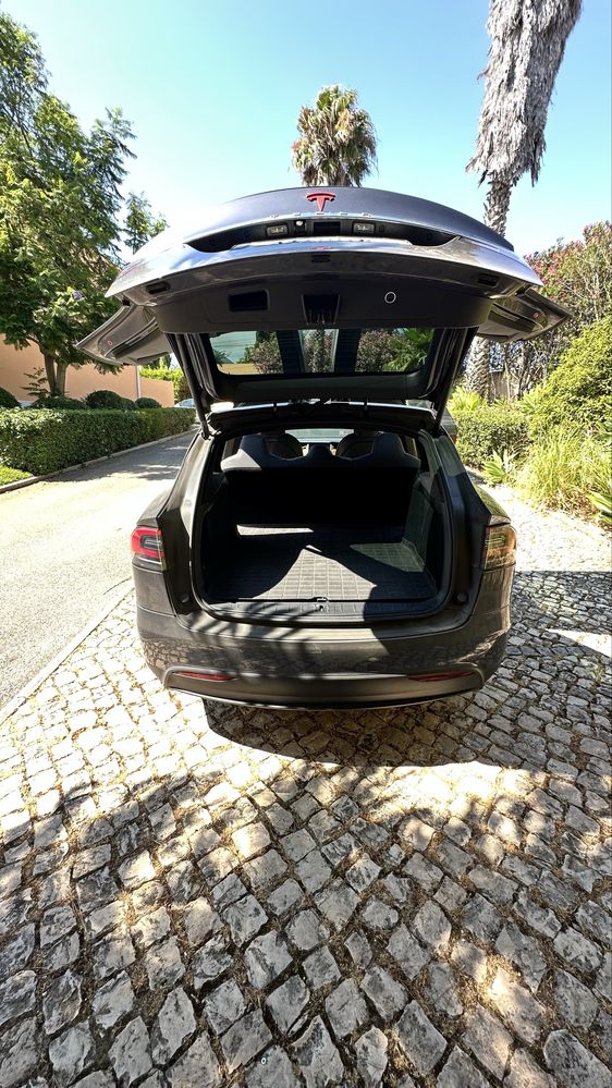 Tesla Model X Long Range – Julho 2020 - Nacional