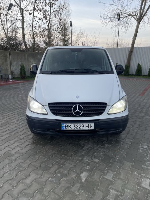 Mercedes-Benz Vito W639 пасажир 2006 рік 2.2 дизель