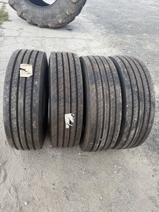 Opony 235/75R17.5 SEMPERIT NOWE