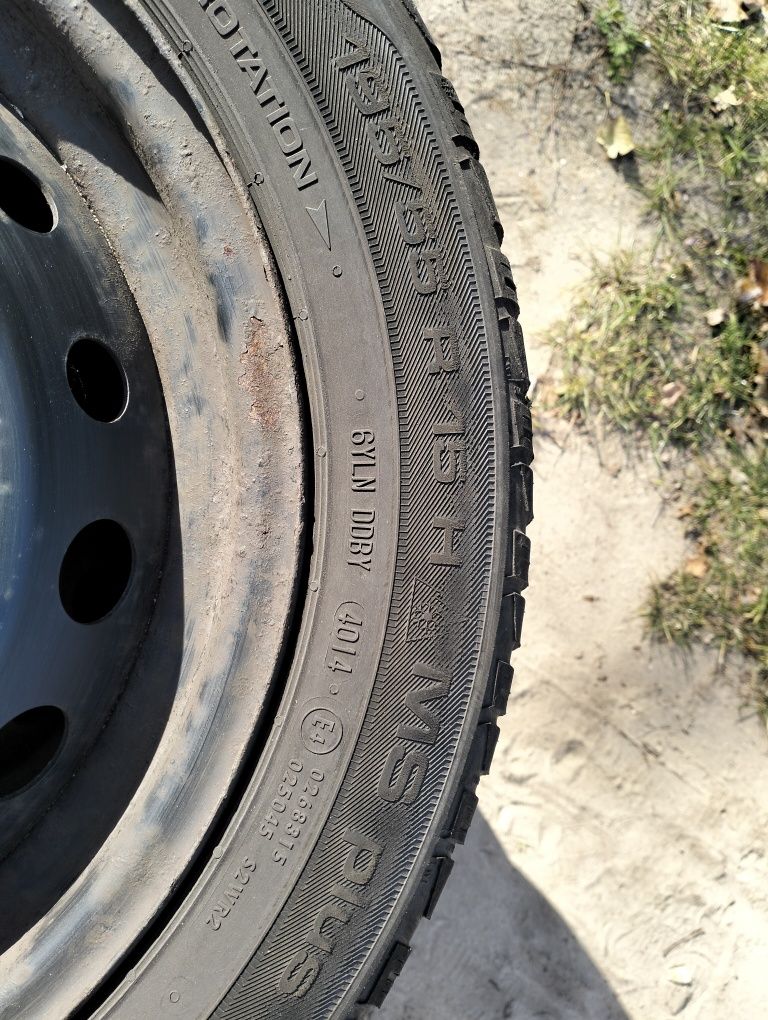 Koła zimowe 195/55/R15 Uniroyal plus 77 felgi 4x100 ET 43 otwór 60,1