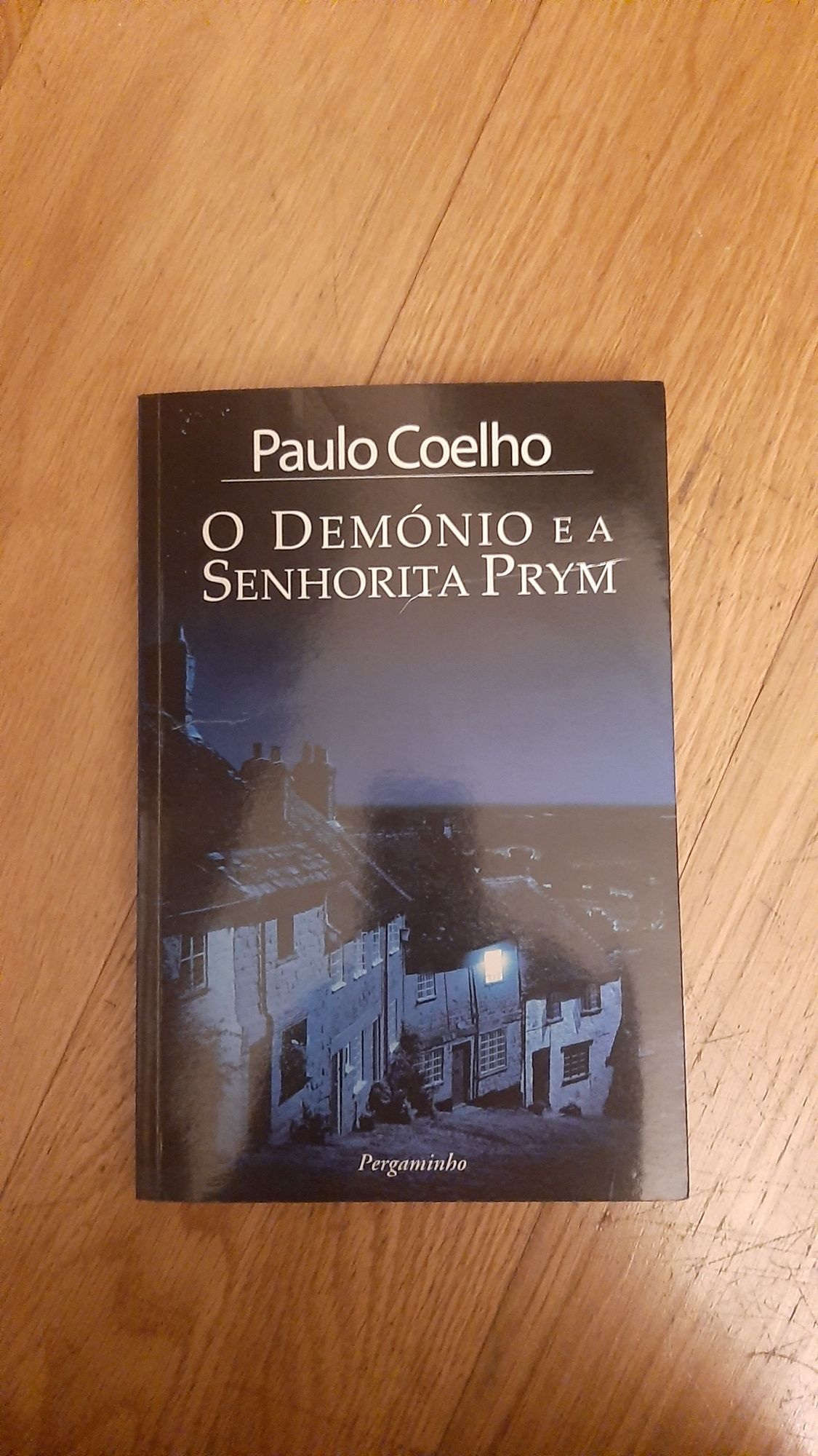 Livro "O Demónio e a Senhorita Prym" de Paulo Coelho