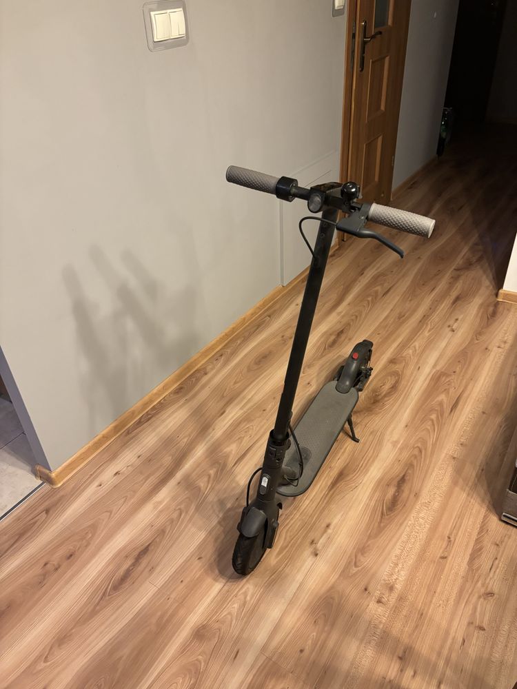 Hulanoga elektryczna Xiaomi Mi Scooter 1S