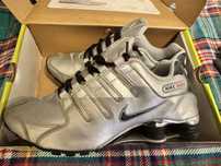Nike shox nz cinza