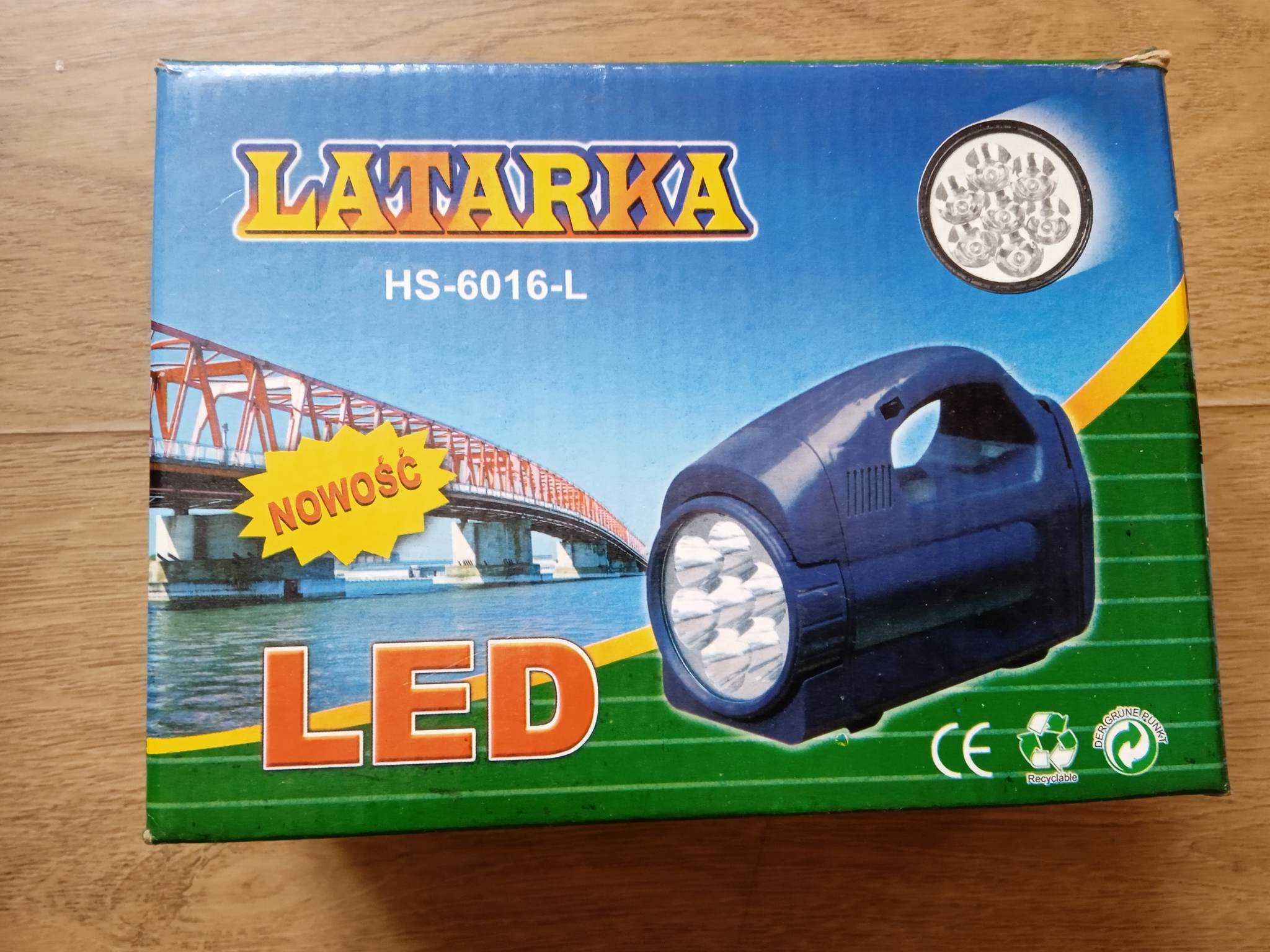 Latarka przenośna LED HS 60-16 L