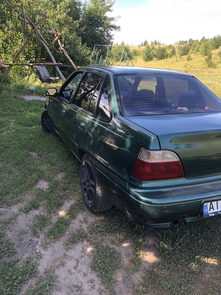 Продам део нексия