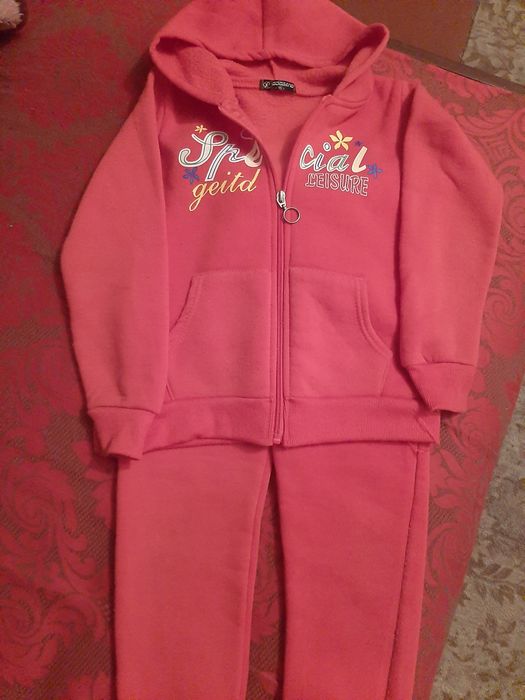 Дитячий спортивний костюм