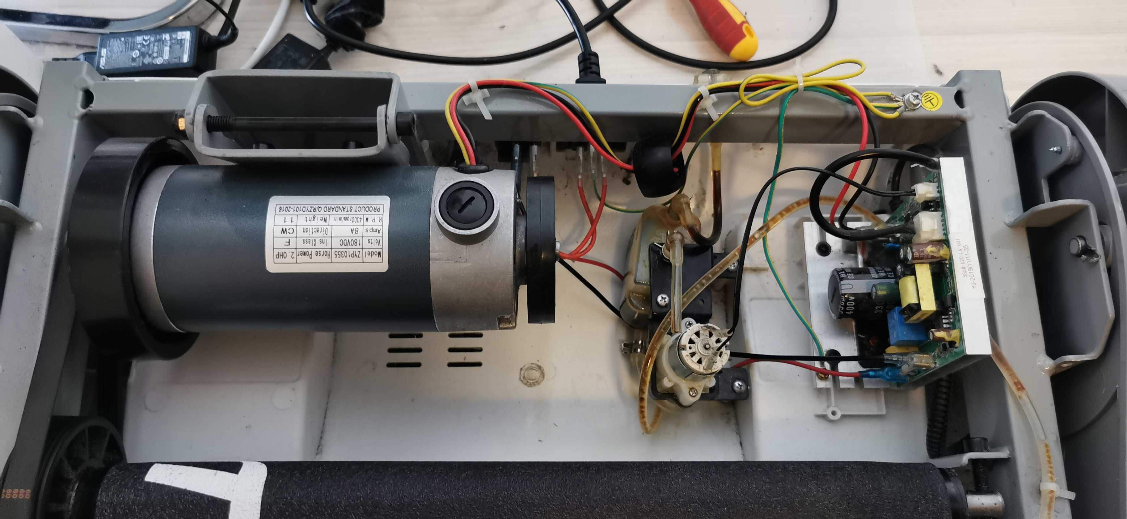 Bieżnia elektryczna do 17KM/H 85 ATLAS SPORT