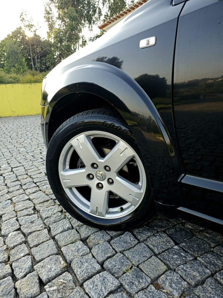 Dodge Journey com Faróis Exclusivos – Único em Portugal