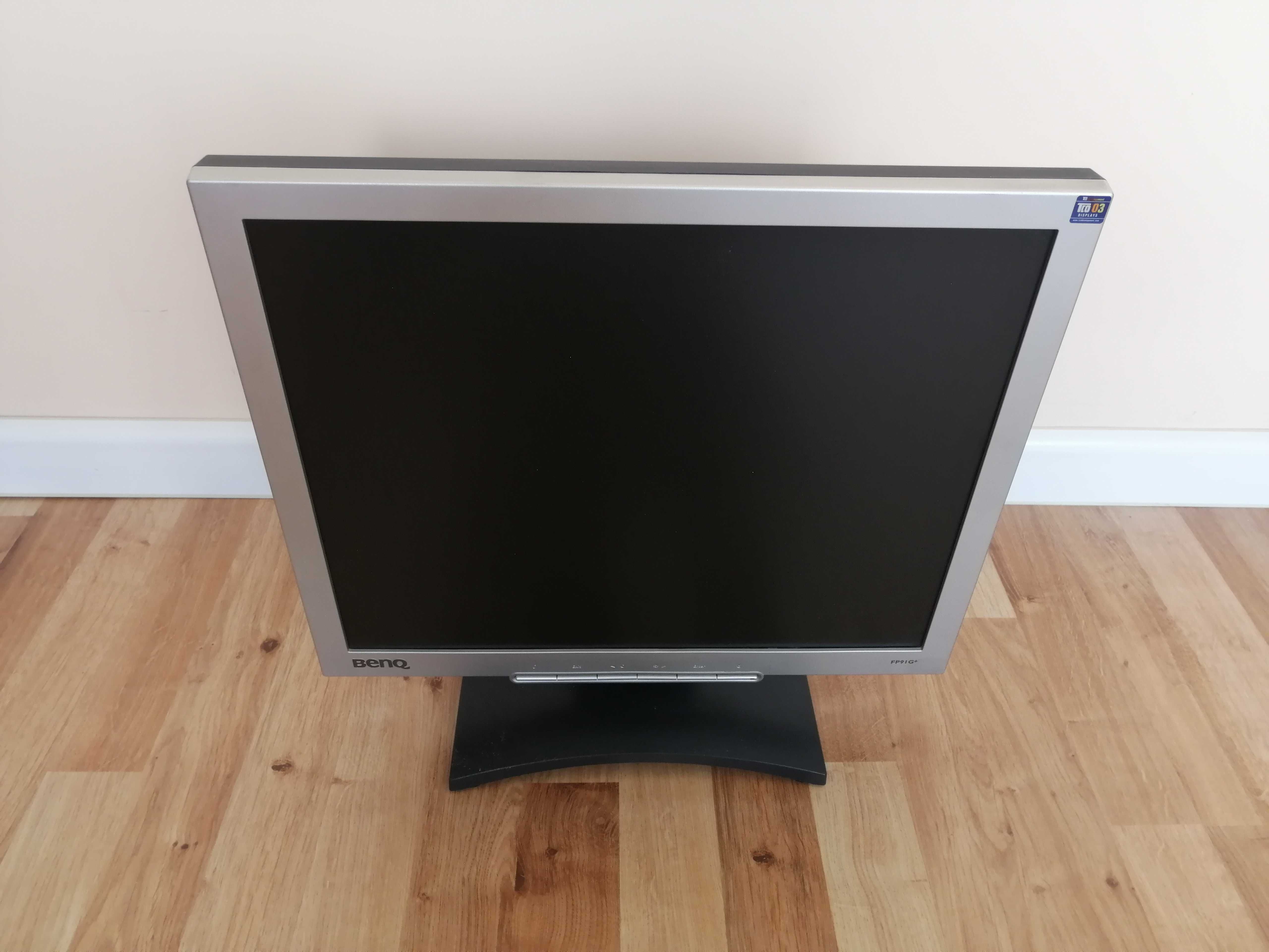Monitor 19 cali BENQ Q9T4 – stan bardzo dobry