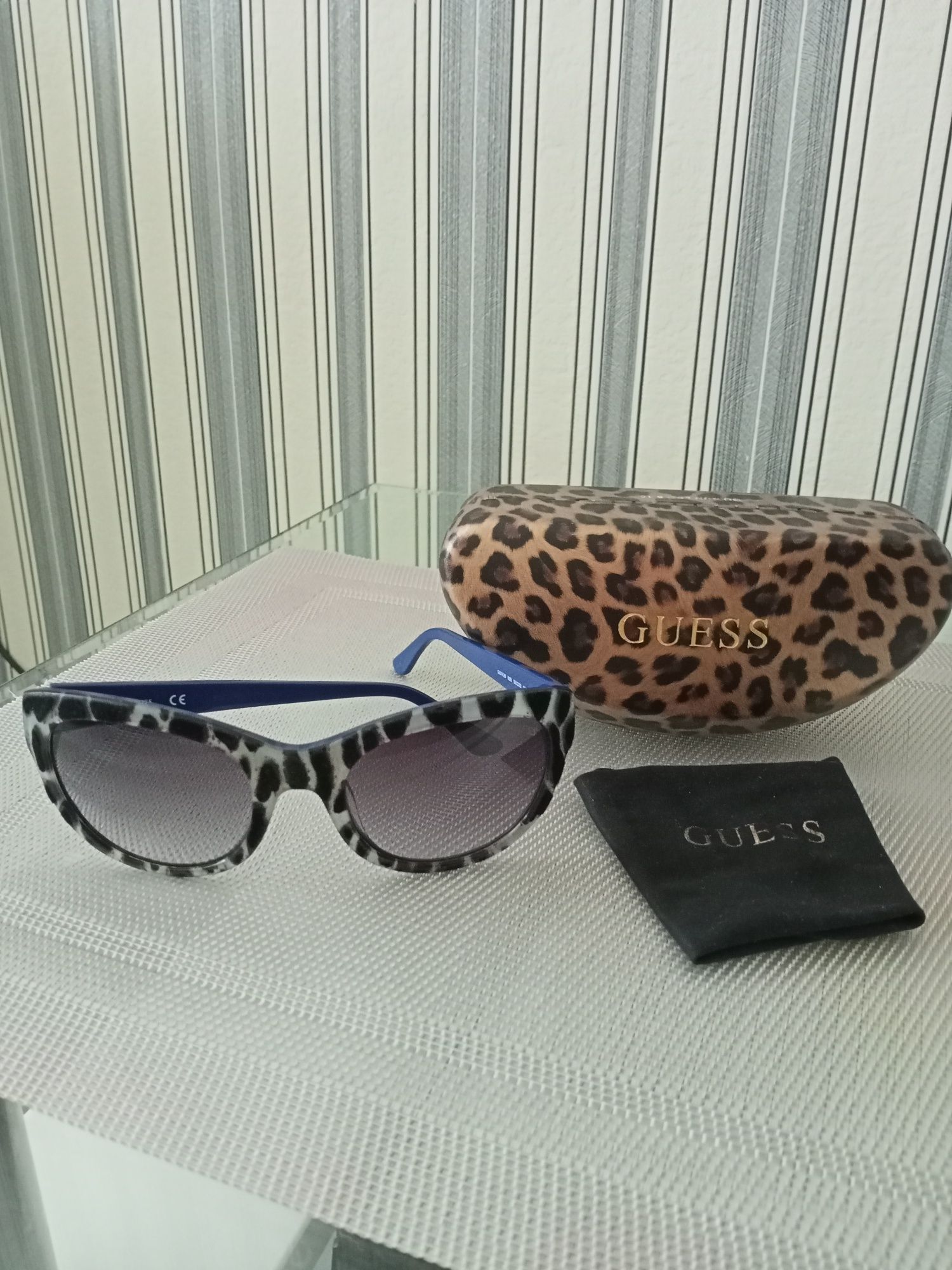 Солнечные очки Guess.original