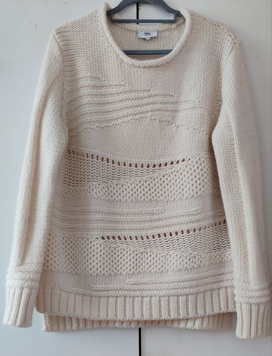 Ciepły wełniany sweter NOA NOA