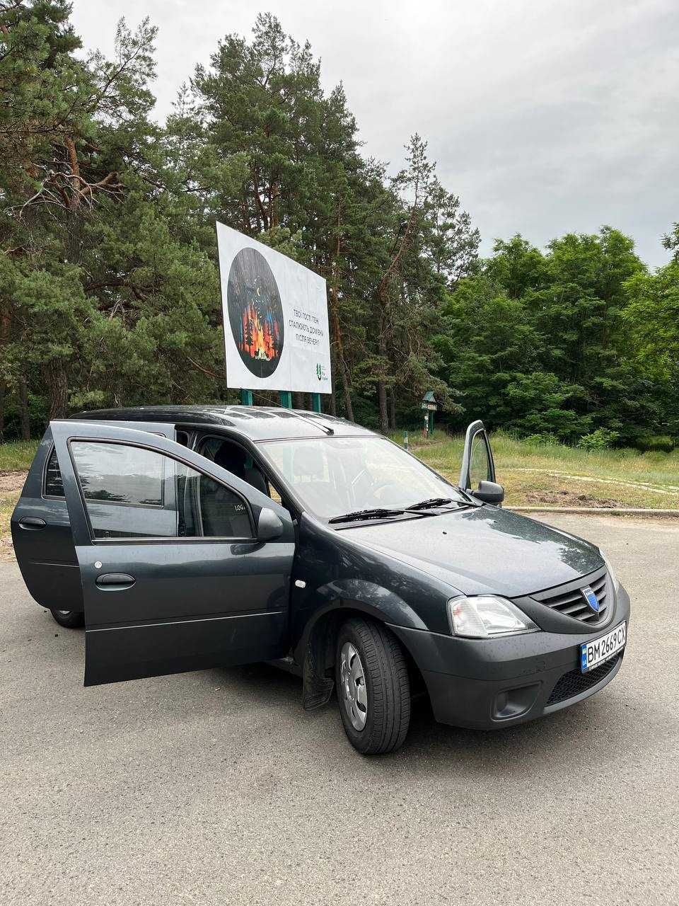 Легковий автомобіль Dacia Logan