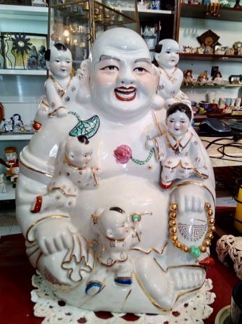 Buda da fertilidade , figura grande em porcelana Chinesa