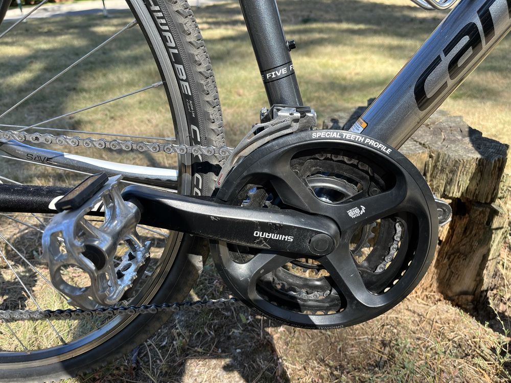 Велосипед Cannondale (гібрид)