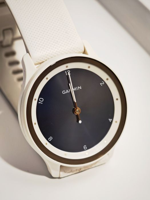 Smartwatch GARMIN Vivomove Sport Biały