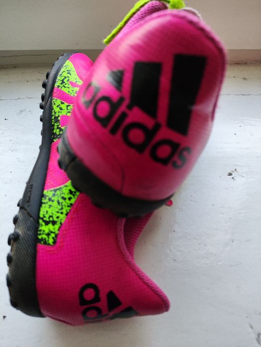 Dziecięce halówki Adidas