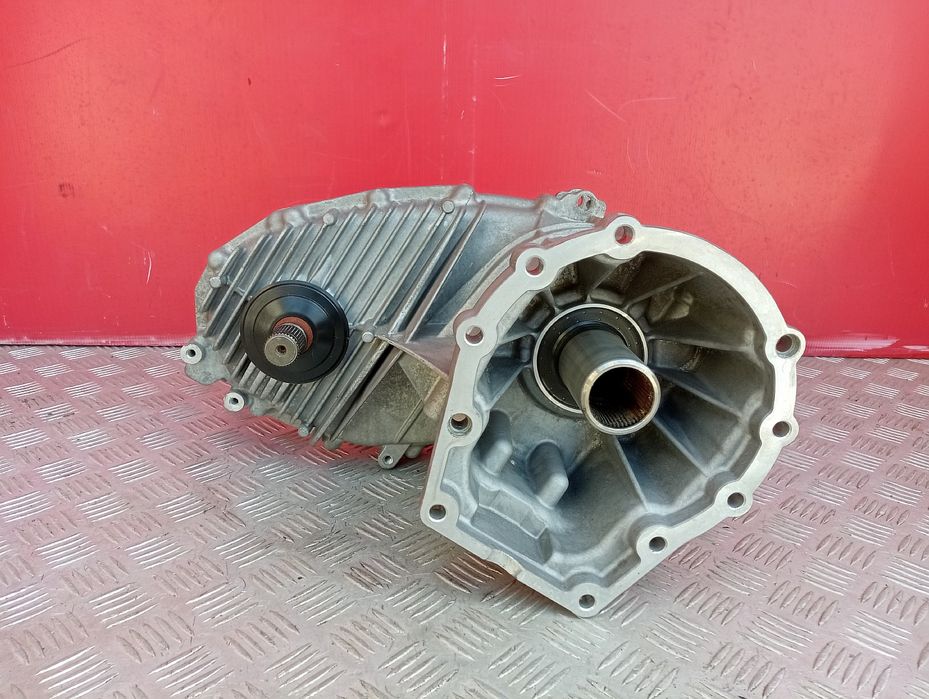 Роздавальна коробка роздатка Volkswagen Touareg NF 3,0і CGFA Туарег