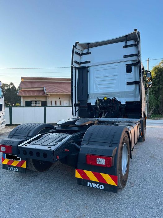 Vendo Iveco S-Way 490