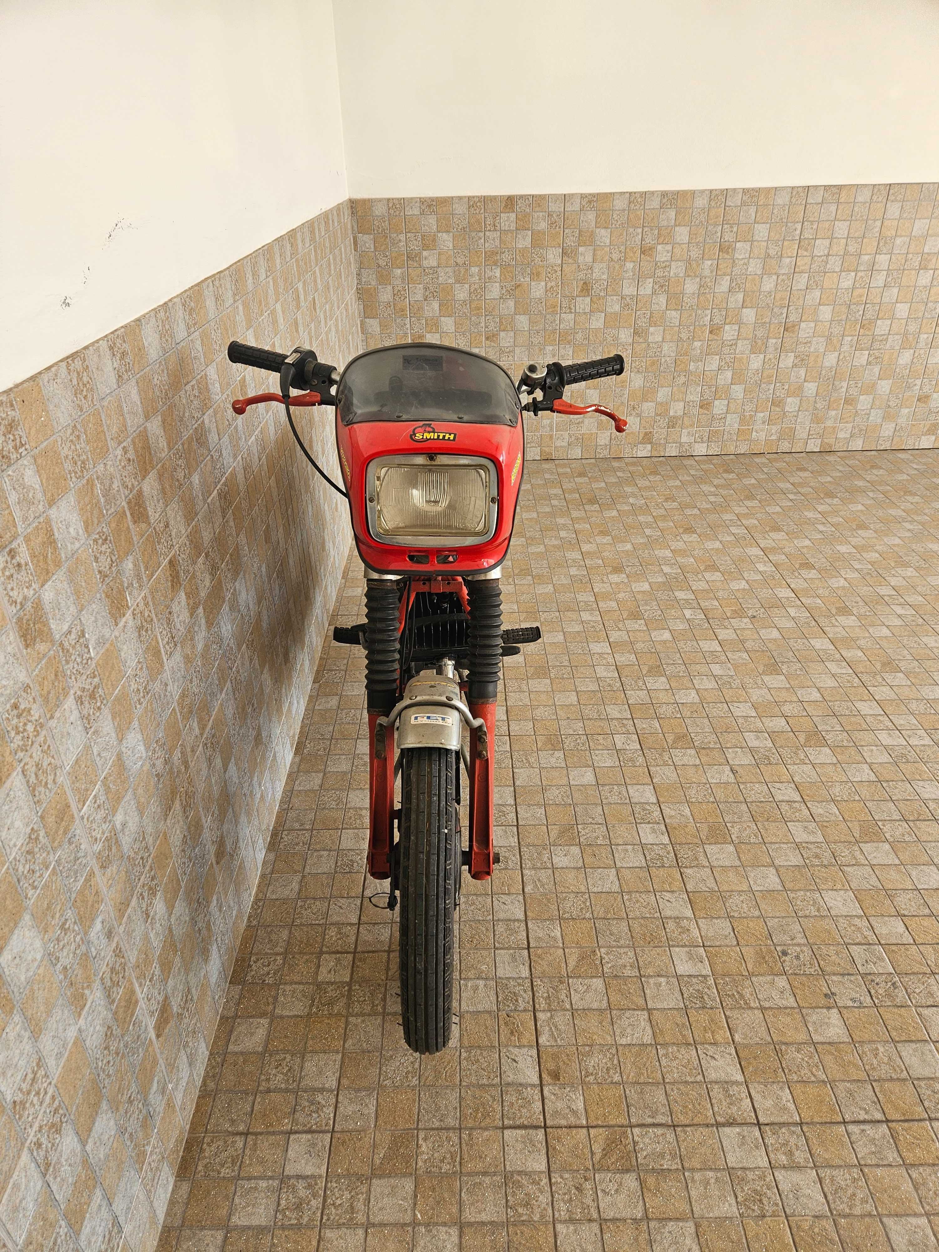 MOTA  FAMEL XF21