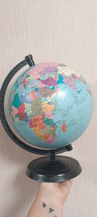 Глобус політичний