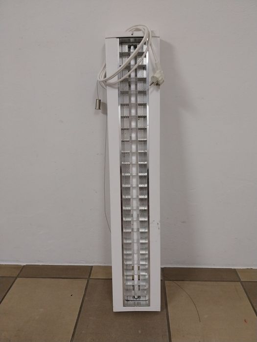 Sprzedam lampy do warsztatów lub garażu